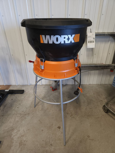 WORX WG430 13 Amp Electric Leaf Mulcher! (USED ONCE)