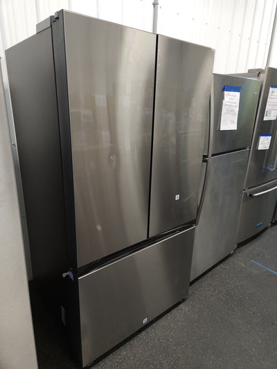 Samsung  Bespoke 30.1-cu ft French Door Refrigerator with Dual Ice Maker (Stainless Steel- All Panels) ENERGY STAR)!

-Brand new, has a very small indent on the door from shipping, photos shown