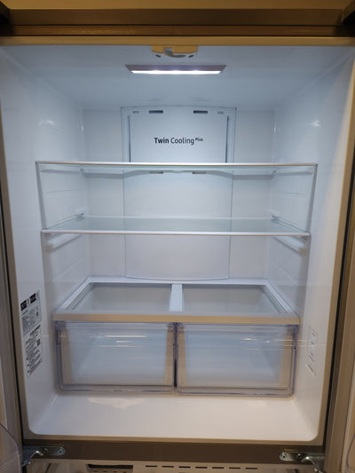 Samsung  17.5-cu ft Counter-depth French Door Refrigerator with Ice Maker (Fingerprint Resistant Stainless Steel) ENERGY STAR**New,Scratch and dent**