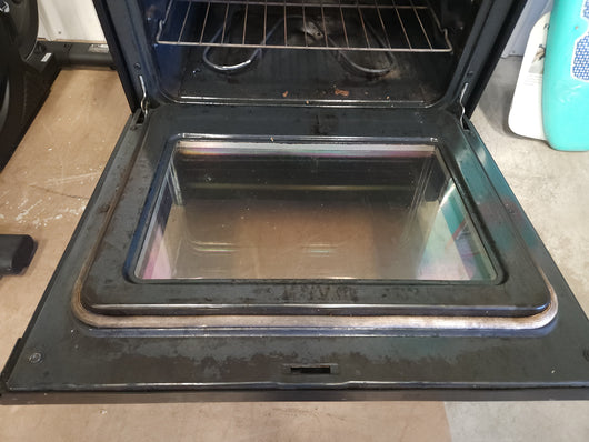 Frigidaire Black Electric Coil Top Stove! (USED)

-Used but was tested and works great