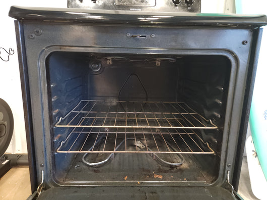 Frigidaire Black Electric Coil Top Stove! (USED)

-Used but was tested and works great