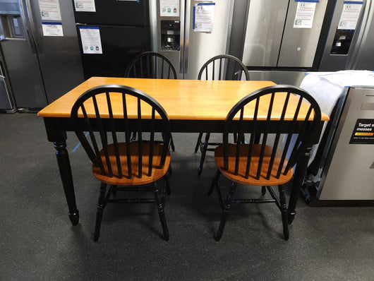 Better Homes and Gardens Autumn Lane Farmhouse 5-Piece Dining Set Bundle, Black and Oak!

-Brand new and Assembled but The Table does have one very small chip on top, photos shown)