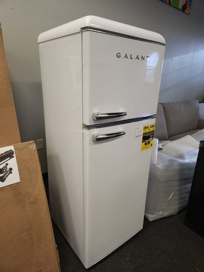 Galanz GLR10TWEEFR True Top Freezer Retro Refrigerator Frost Free Dual Door Fridge, Adjustable Electrical Thermostat Control, 10.0 Cu Ft, White!