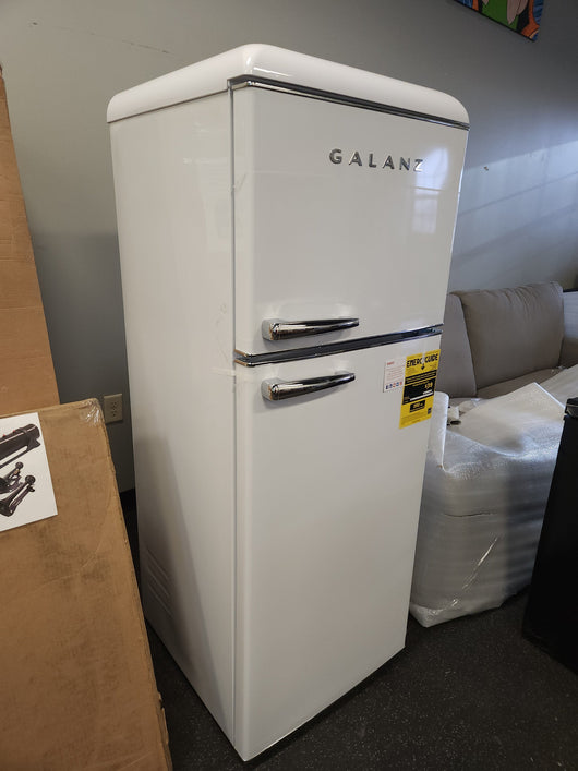 Galanz GLR10TWEEFR True Top Freezer Retro Refrigerator Frost Free Dual Door Fridge, Adjustable Electrical Thermostat Control, 10.0 Cu Ft, White!