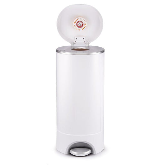 Munchkin Step Diaper Pail Powered by Arm & Hammer!

-Brand new in the box 