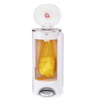 Munchkin Step Diaper Pail Powered by Arm & Hammer!

-Brand new in the box 