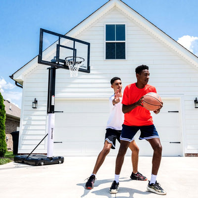 Spalding 60 in. Acrylic Screw Jack Portable Basketball Hoop!

-Brand new in the box (Box is very ugly, but was opened and all parts were counted, was just very difficult to retape box)