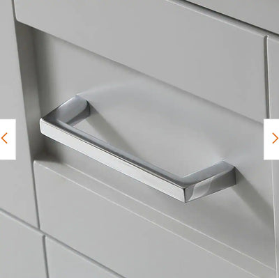 Riverdale 48 in. W x 21 in. D Vanity in Dove Grey with a Cultured Marble Vanity Top in White with White Sink! 

-Brand new out of the box ( Top of Vanity is Cracked - Photos shown - Price reduced for the crack)