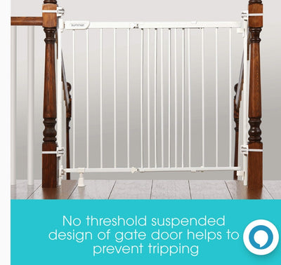 Summer Metal Banister and Stair Safety Baby Gate!! NEW IN BOX!!
