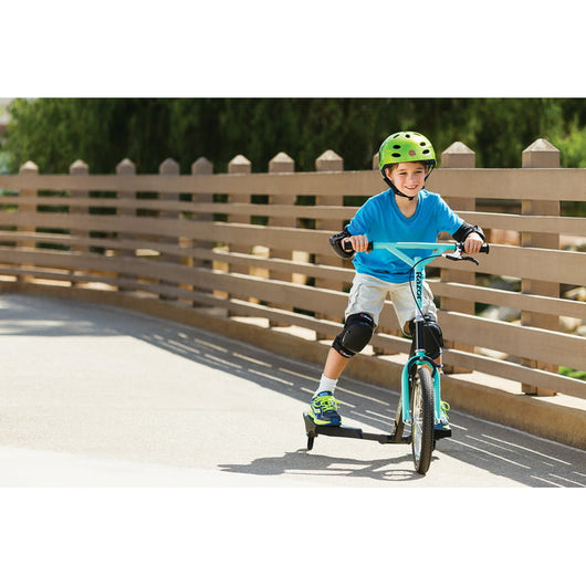 Razor 3-Wheel Drifting DeltaWing Scooter- Ages 6+!

-Brand new in the box