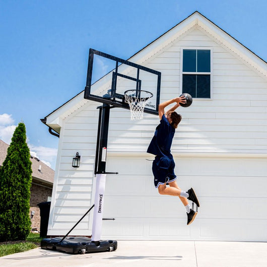 Spalding 60 in. Acrylic Screw Jack Portable Basketball Hoop!

-Brand new in the box (Box is very ugly, but was opened and all parts were counted, was just very difficult to retape box)