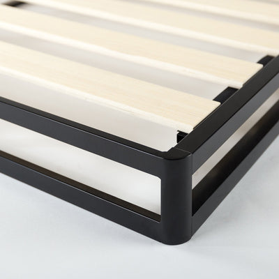 Zinus 4” Metal Box Spring with Wood Slats, Mattress Foundation, King