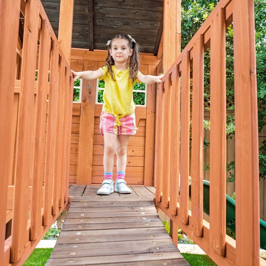 BOULDER BLUFF SWING SET / PLAYSET! (PLEASE READ DESCRIPTION)  -Brand new comes with 4 Box's & 1 Slide!  -CLEARANCE  ITEM!!! (AUTOMATICALLY 20% PFF AT CHECKOUT!!!) - ($999.00 - AFTER 20% OFF = $799.00)