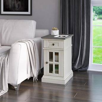 Tresanti Sloane Chairside Table with Power!

-Brand new out of the box 