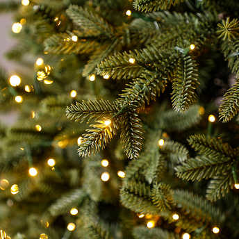 9' Pre-Lit Radiant Micro LED Artificial Christmas Tree!

-Brand new in the box 