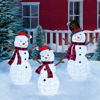 LED Pre-Lit Pop-Up Snowman Family!

-Brand new in the box 
