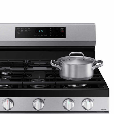 Samsung 6.0 cu. ft. Smart Freestanding Gas Range with No-Preheat Air Fry & Convection!  -Brand new, still has factory plastics  -CLEARANCE ITEM!!!   -   (AUTOMATICALLY 20% OFF AT CHECKOUT!!!   -   (PRICE AFTER 20% OFF = $399