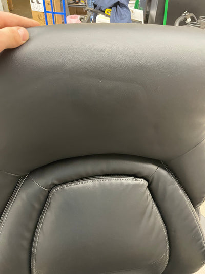 La-Z-Boy Manager's Office Chair with Active Lumbar Technology**New and assembled, used very few times**
