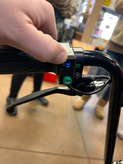 SKRT Electric Scooter 350W 48V 18.6 Miles Long-range Battery Foldable Easy Carry Portable Design, Adult Electric Scooter Up to 18 MPH Commuter Scooter Black!  -Brand new & Assembled (Light Switch button is cracked but does still work, photos shown)