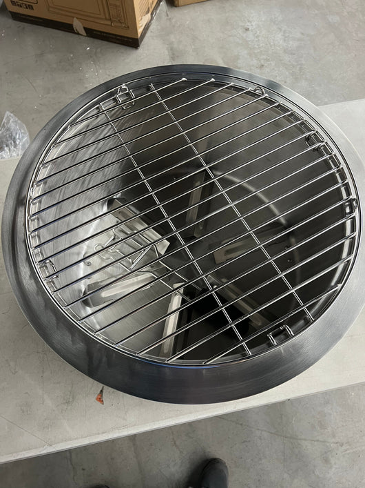 HotShot™ Wood Burning Fire Pit- smoke-free technology!! NEW OUT OF BOX, MINOR DENT ON FIRESCREEN, MISSING COVER!!