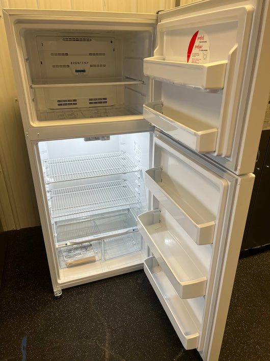 Frigidaire 18.3-cu ft Top-Freezer Refrigerator (White)!! NEW OUT OF BOX, VERY MINOR DENT FROM SHIPPING!!