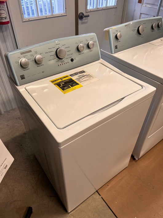 Kenmore 28" Top-Load Washer with Triple Action Agitator and 4.2 Cubic Ft. Total Capacity, White!  -Brand new never used (Dented from shipping, photos shown - Was tested in spin and works perfectly)