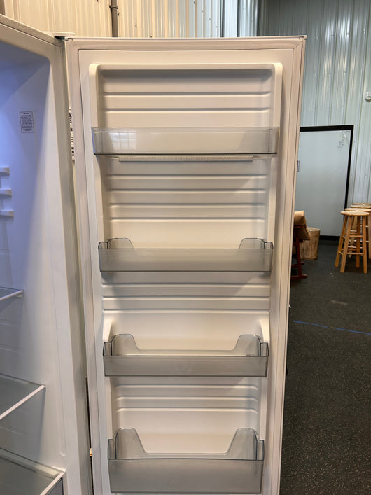 Commercial Cool CCUG108W Vertical Convertible Freezer or Refrigerator!  -Brand new out of the box, but does have two small indents on the door from shipping, photos shown