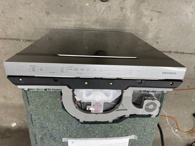 Samsung DW80R5060US 48dBa Stainless Built-in Dishwasher- brand new