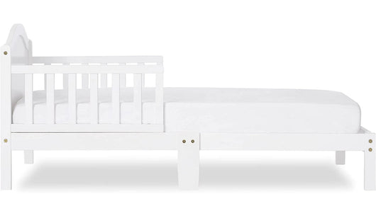 Dream On Me Sydney Toddler Bed in White, Greenguard Gold Certified, JPMA Certified, Low To Floor Design, Non-Toxic Finish, Safety Rails, Made Of Pinewood!! NEW IN BOX(MINOR SCRATCH FROM SHIPPING)!!