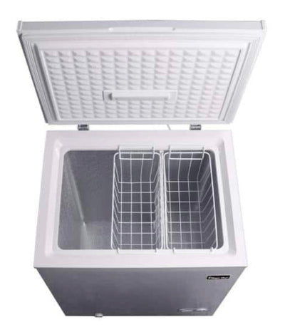 Magic Chef 5.0 cu. ft. Chest Freezer in White!! NEW OUT OF BOX, SCRATCHED AND DENTED FROM SHIPPING(PHOTOS SHOWN)!!