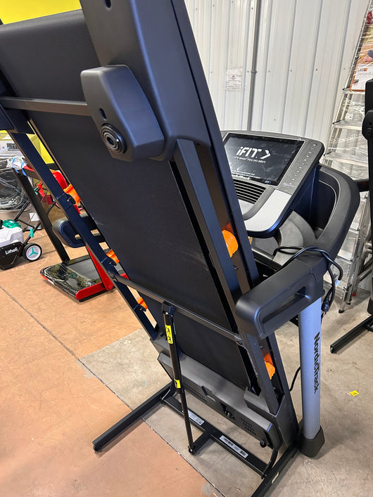 NordicTrack T Series -T 9.5 S!    -Brand new and assembled (Accessory tray is cracked, photos shown)