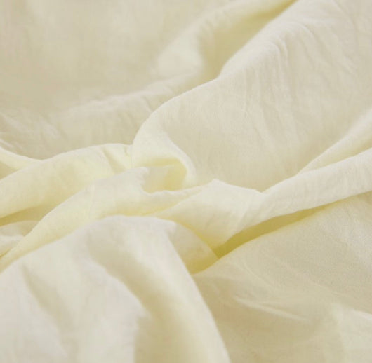 HIG 3 Piece Bedding Set, Pintuck Pinch Pleat Design, King, Ivory- NEW!!!!