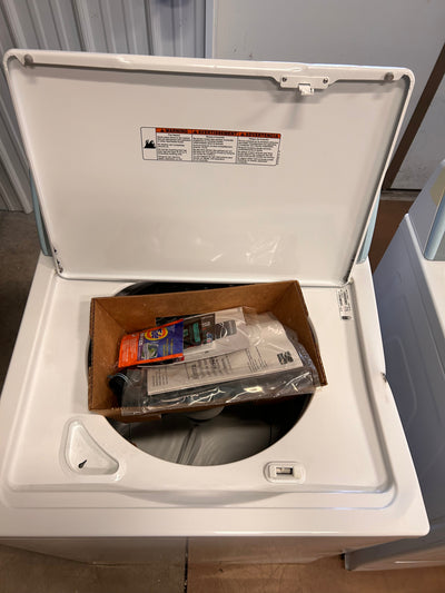 Kenmore 28" Top-Load Washer with Triple Action Agitator and 4.2 Cubic Ft. Total Capacity, White!  -Brand new never used (Dented from shipping, photos shown - Was tested in spin and works perfectly)