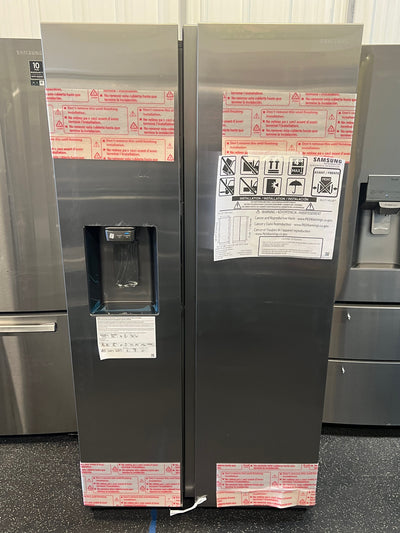 Samsung 27.4 cu. ft. Large Capacity Side by Side Refrigerator!! BRAND NEW!!