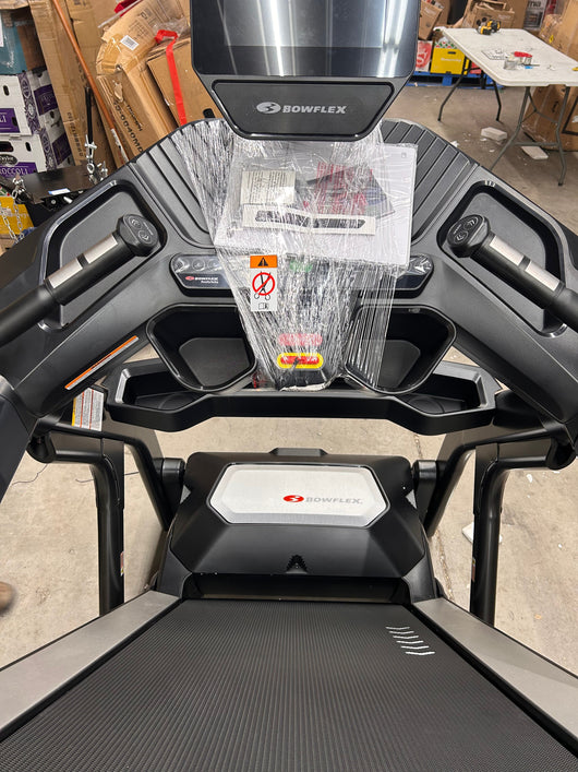 Bowflex Treadmill T10!   -Brand new & Assembled -(MUST BRING TRUCK OR TRAILER FOR PICK UP - WILL NOT UNASSEMBLE)