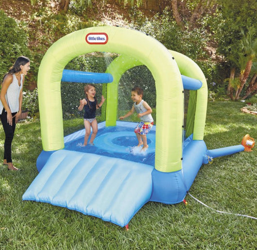 Little Tikes Splash n' Spray Outdoor Indoor 2-in-1 Inflatable Bounce House with Slide, Water Spray and Blower- NEW IN BOX!!!!