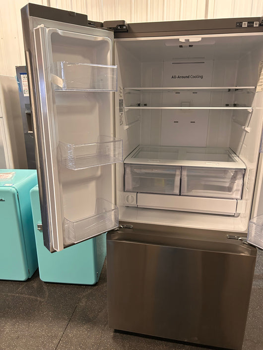 Samsung 22-cu ft French Door Refrigerator with Ice Maker (Fingerprint Resistant Stainless Steel) ENERGY STAR!  -Brand new out of the box