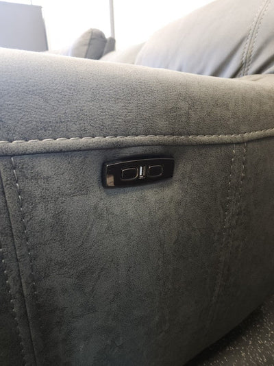 Argento 6-piece Fabric Power Reclining Sectional with Power Headrests!! NEW AND ASSEMBLED, MISSING ONE CUP HOLDER AND HAS MINOR FRAY IN ONE THREAD ALL FROM SHIPPING!!