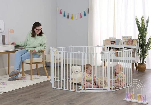Regalo 192-Inch Super Wide Adjustable Baby Gate and Play Yard, 4-In-1, Bonus Kit, 4 Count (Pack of 1