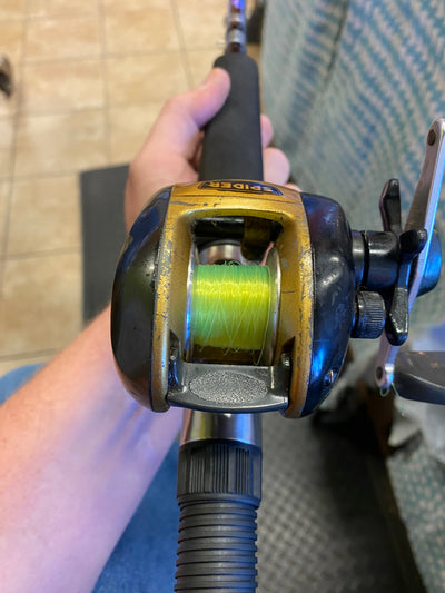 Okuma Classic Pro GLT 8’6” Trolling Rod with Spider Tarantula ST400 Bait Caster Reel!! Trolling Rod is Brand New but Bait-caster Reel is used but works great!!