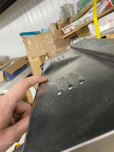 VEVOR Electric Countertop Commercial Flat Top Griddle, 26” Teppanyaki Grill, 3200 Watt, 120F-570F Temp Range, NO PLUG!! NEW OUT OF BOX, MINOR DENTS FROM SHIPPING(PHOTOS SHOWN)!!
