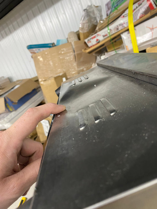 VEVOR Electric Countertop Commercial Flat Top Griddle, 26” Teppanyaki Grill, 3200 Watt, 120F-570F Temp Range, NO PLUG!! NEW OUT OF BOX, MINOR DENTS FROM SHIPPING(PHOTOS SHOWN)!!