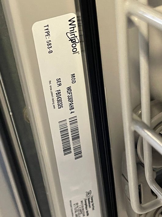 Whirlpool Front Control 24-in Built-In Dishwasher (Black) ENERGY STAR, 55-dBA Item #838383 Model #WDF330PAHB. Used - return from major department store- good condition