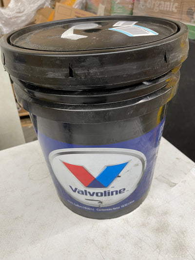 Valvoline Diesel Engine Oil,15W-40,Conventnl, 5gal bucket  part number 891005-