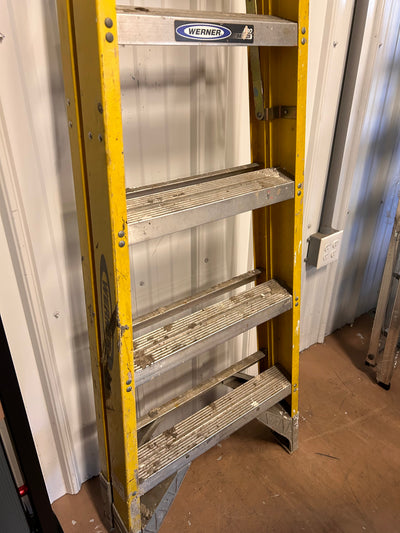 Werner 6’ Pro Series Ladder! (USED)  -Used but works great