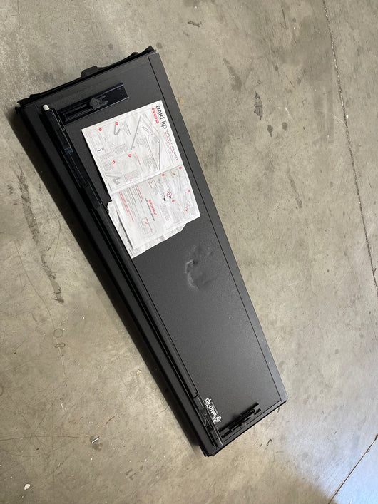 BAKFLIP MX4 TONNEAU COVER- 19-21 GM Sierra Silverado 6.7 ft bed 1500 - new but shipping damage