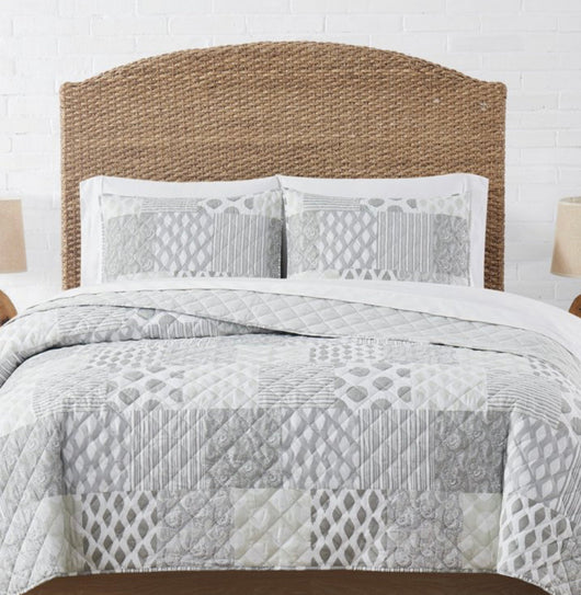 Coastal Living Bedspread Set, Twin-XL, Pale Green, 2 Piece- NEW IN BAG!!!