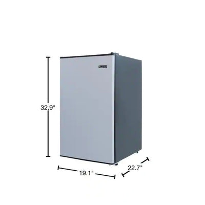 Magic Chef 4.4 cu. ft. Mini Fridge in Stainless Look!! NEW MINOR DENTS FROM SHIPPING, TESTED WORKS GREAT!!