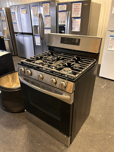 LG Airfry Smart Wi-Fi enabled 30-in 5 Burners 5.8-cu ft Self-cleaning Air Fry Convection Oven Freestanding Gas Range (Stainless Steel)!  -Brand new out of the box (Is missing original booklet)