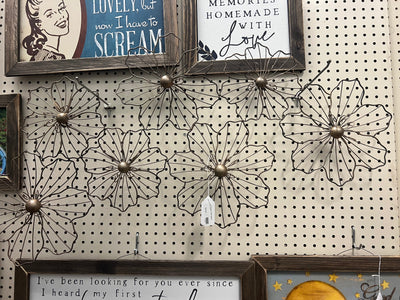 Wire Flower Wall Decoration, Bronze- NEW!